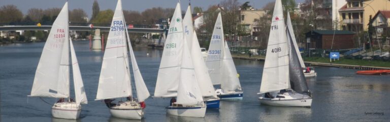 Lire la suite à propos de l’article 22 mars 2026, reprise des Batilus, régate FFV habitables au CVBM